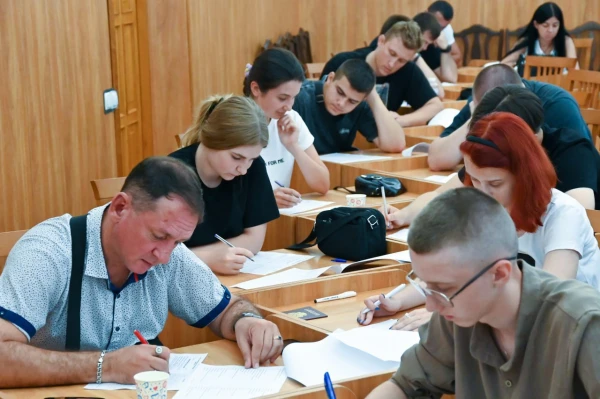 Первый день вступительных позади!