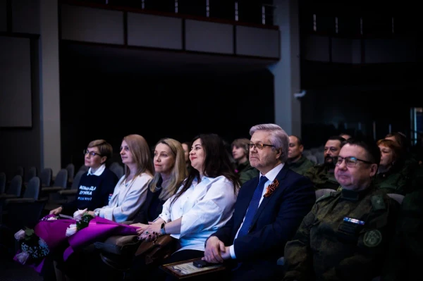 Концертная программа «Живет Победа в сердцах поколений»!